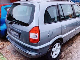 bontott OPEL ZAFIRA A Jobb hátsó Gumikéder