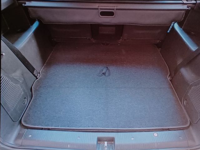 bontott OPEL ZAFIRA A Jobb hátsó Gumikéder