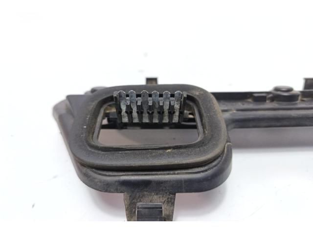 bontott OPEL ZAFIRA A Jobb Hátsó Lámpa Foglalat