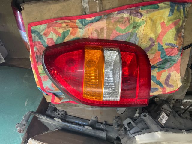 bontott OPEL ZAFIRA A Jobb Hátsó Lámpa