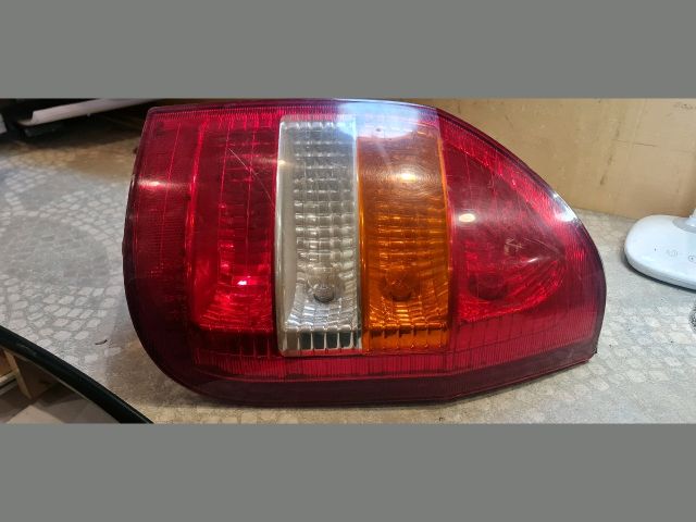 bontott OPEL ZAFIRA A Jobb Hátsó Lámpa