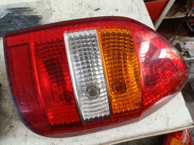 bontott OPEL ZAFIRA A Jobb Hátsó Lámpa