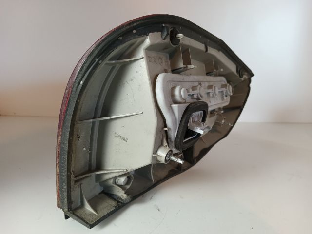 bontott OPEL ZAFIRA A Jobb Hátsó Lámpa