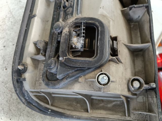 bontott OPEL ZAFIRA A Jobb Hátsó Lámpa