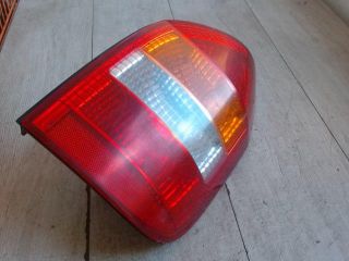 bontott OPEL ZAFIRA A Jobb Hátsó Lámpa