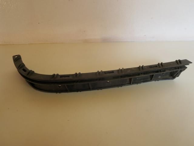 bontott OPEL ZAFIRA A Jobb hátsó Oldal Lökhárító Tartó (Műanyag)