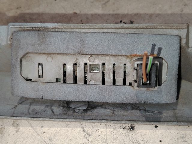 bontott OPEL ZAFIRA A Jobb Rendszámtábla Világítás