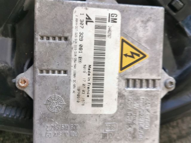 bontott OPEL ZAFIRA A Jobb Xenon Fényszóró