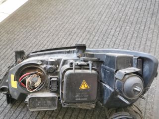 bontott OPEL ZAFIRA A Jobb Xenon Fényszóró