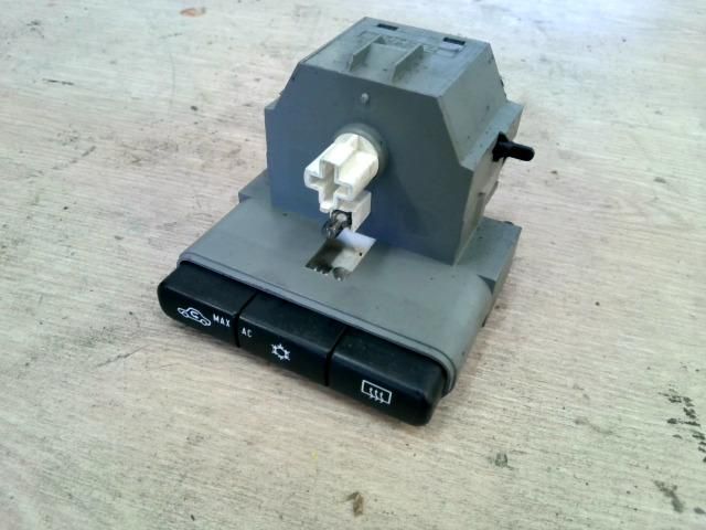 bontott OPEL ZAFIRA A Kapcsoló (Magában)