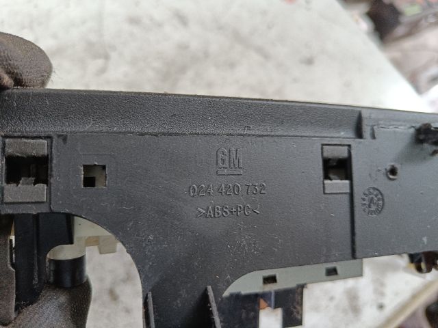 bontott OPEL ZAFIRA A Klíma Kapcsoló