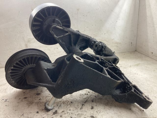 bontott OPEL ZAFIRA A Klímakompresszor Tartó Bak