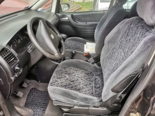 bontott OPEL ZAFIRA A Kormány