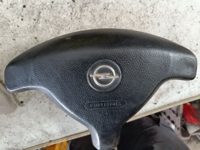 bontott OPEL ZAFIRA A Kormánylégzsák