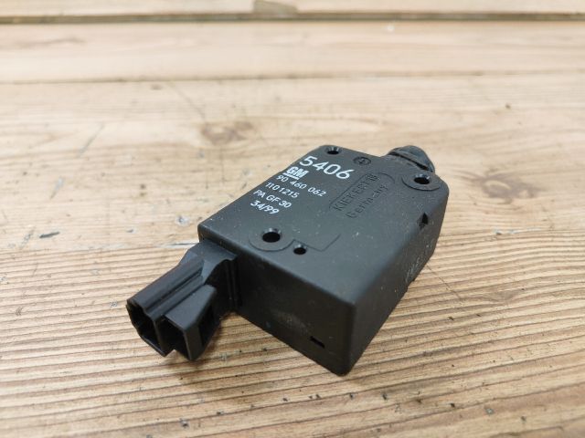 bontott OPEL ZAFIRA A Központizár Motor Csomagtérajtó