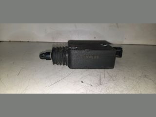 bontott OPEL ZAFIRA A Központizár Motor Csomagtérajtó