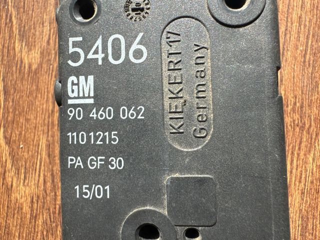 bontott OPEL ZAFIRA A Központizár Motor Csomagtérajtó