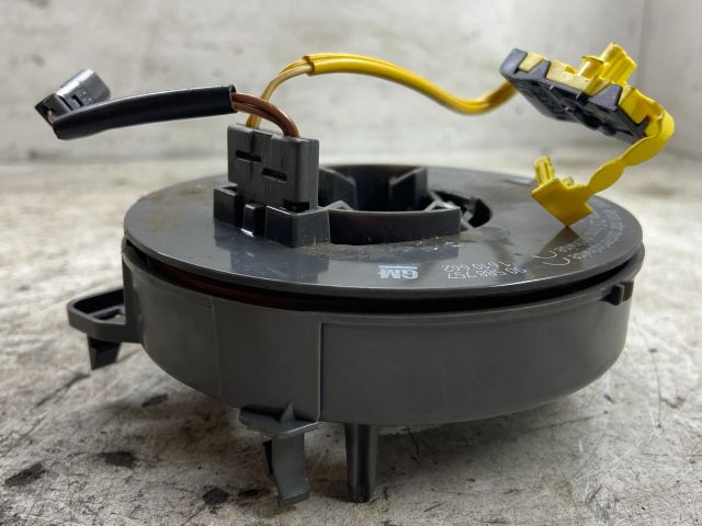 bontott OPEL ZAFIRA A Légzsák Átvezető Szalagkábel