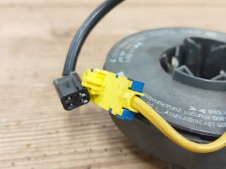 bontott OPEL ZAFIRA A Légzsák Átvezető Szalagkábel