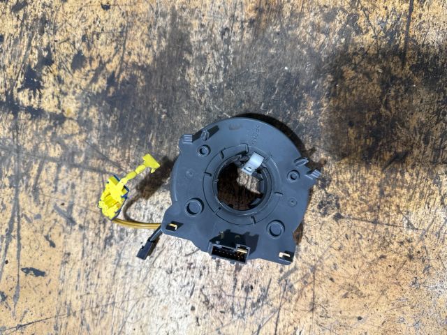 bontott OPEL ZAFIRA A Légzsák Átvezető Szalagkábel