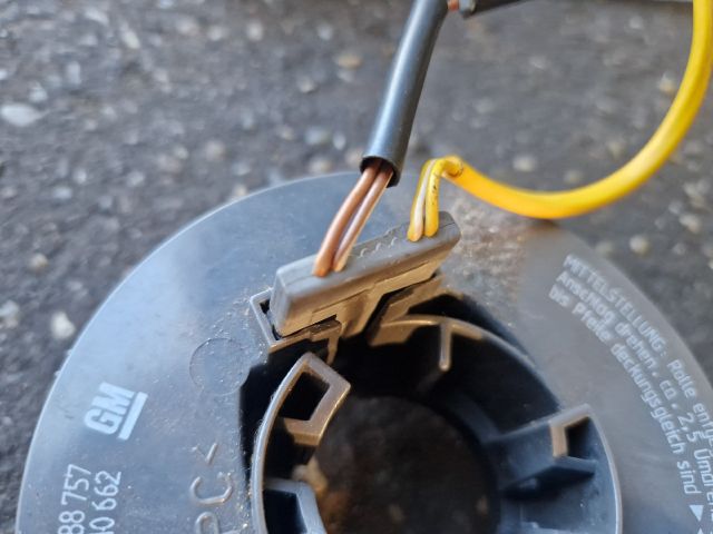 bontott OPEL ZAFIRA A Légzsák Átvezető Szalagkábel