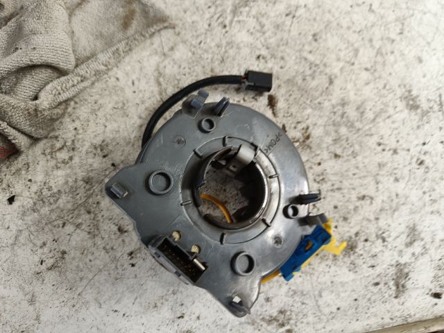 bontott OPEL ZAFIRA A Légzsák Átvezető Szalagkábel