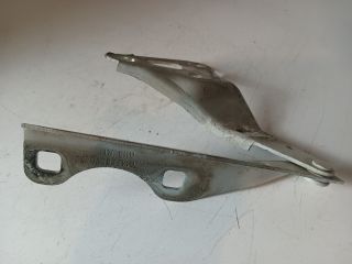 bontott OPEL ZAFIRA A Motorháztető Jobb Zsanér