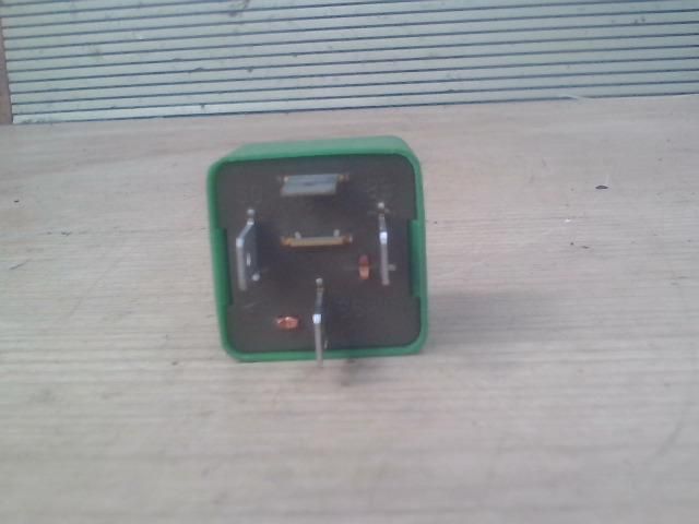 bontott OPEL ZAFIRA A Relé