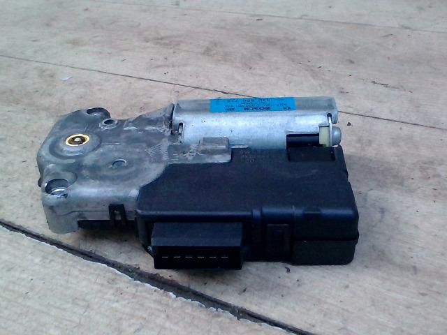 bontott OPEL ZAFIRA A Tetőablak Motor