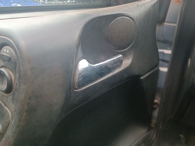 bontott OPEL ZAFIRA A Tetősín Pár