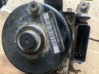 bontott OPEL ZAFIRA B ABS Kocka