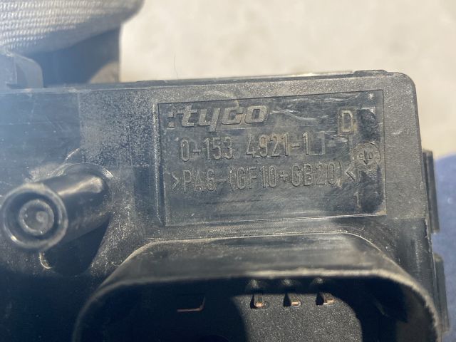 bontott OPEL ZAFIRA B Biztosítéktábla Motortér