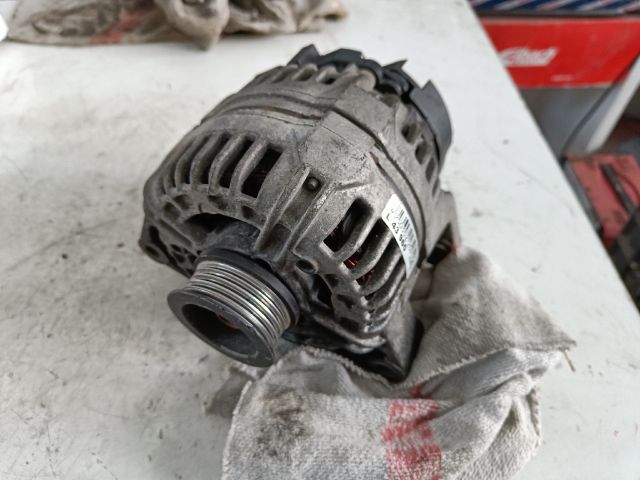 bontott OPEL ZAFIRA B Generátor