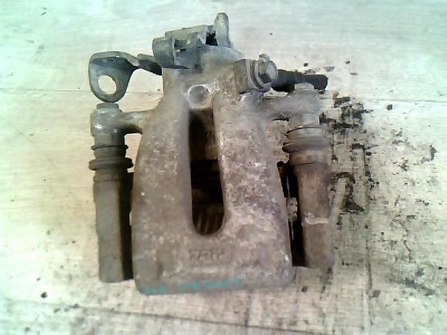 bontott OPEL ZAFIRA B Jobb hátsó Féknyereg Munkahengerrel