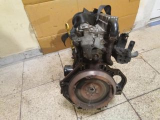 bontott OPEL ZAFIRA B Motor (Fűzött blokk hengerfejjel)