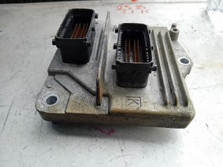 bontott OPEL ZAFIRA B Motorvezérlő