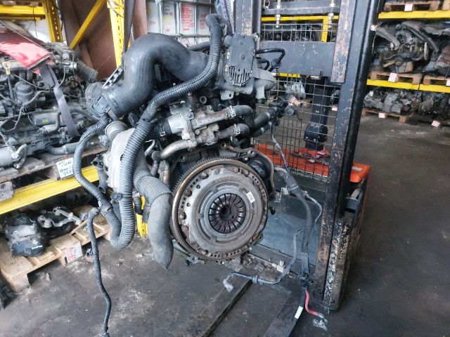 bontott OPEL ZAFIRA B Komplett Motor (Segédberendezésekkel)