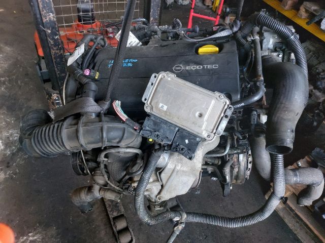 bontott OPEL ZAFIRA B Komplett Motor (Segédberendezésekkel)