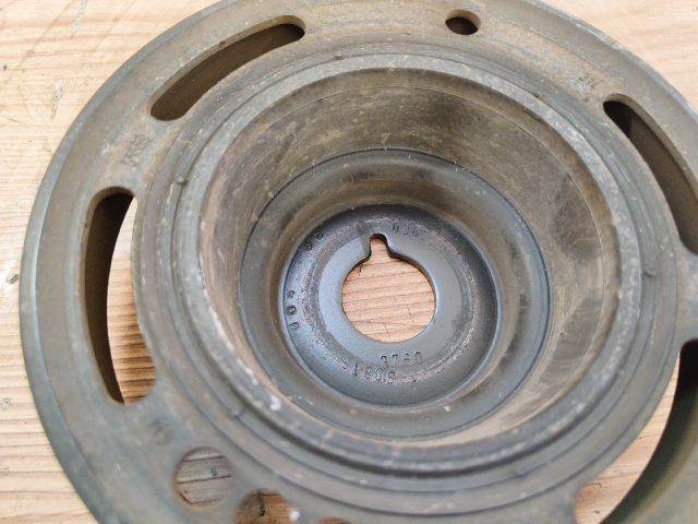 bontott OPEL ZAFIRA B Főtengely Szíjtárcsa