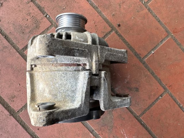 bontott OPEL ZAFIRA B Generátor