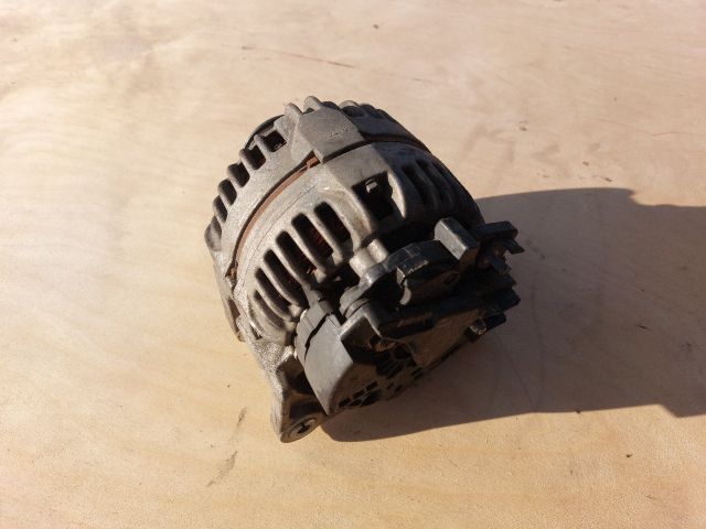 bontott OPEL ZAFIRA B Generátor