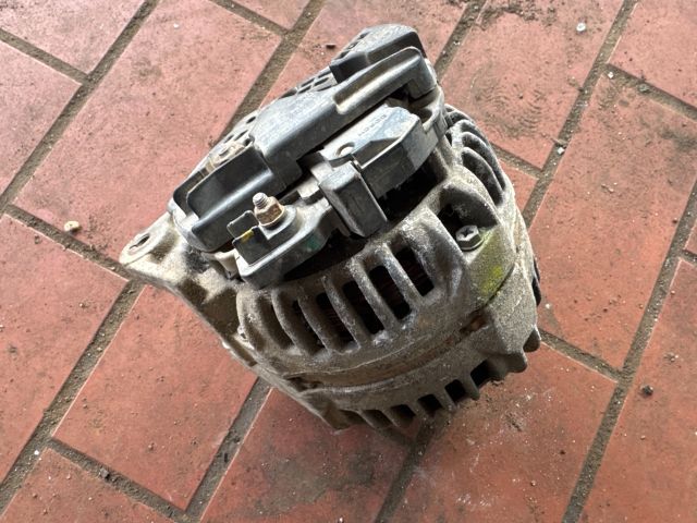 bontott OPEL ZAFIRA B Generátor