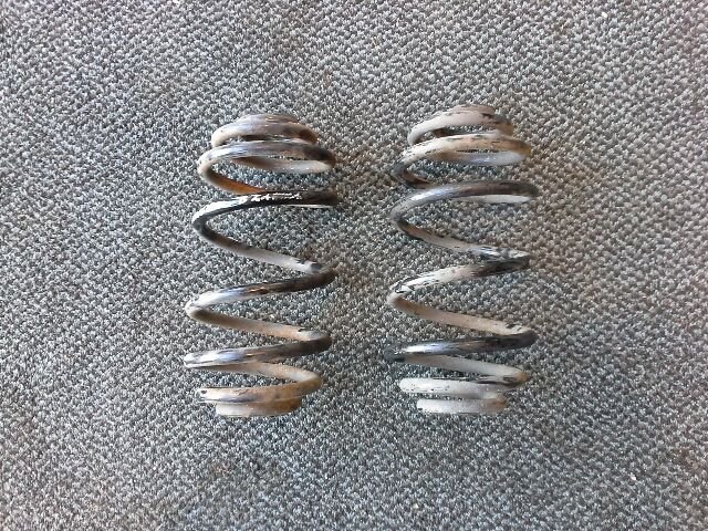 bontott OPEL ZAFIRA B Hátsó Rugó Pár