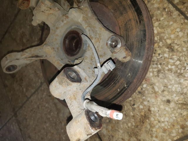 bontott OPEL ZAFIRA B Jobb első Csonkállvány Kerékaggyal