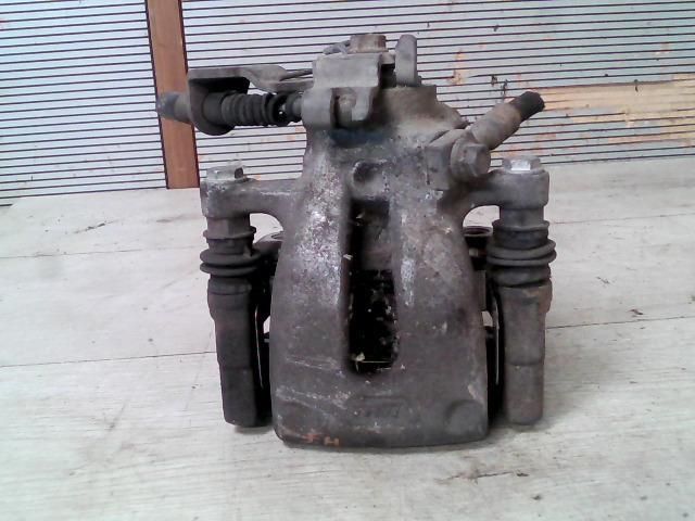 bontott OPEL ZAFIRA B Jobb hátsó Féknyereg Munkahengerrel