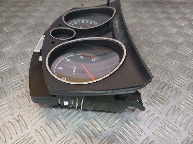 bontott OPEL ZAFIRA B Kilométeróra