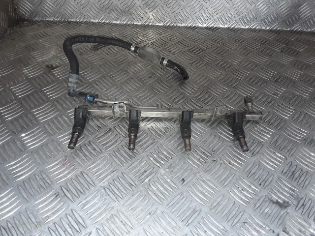 bontott OPEL ZAFIRA B Porlasztó (1 db)