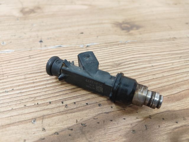 bontott OPEL ZAFIRA B Porlasztó (1 db)