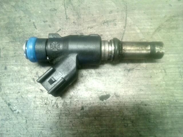 bontott OPEL ZAFIRA B Porlasztó (1 db)