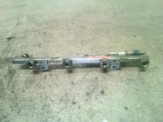 bontott OPEL ZAFIRA B Porlasztó Sor / Híd